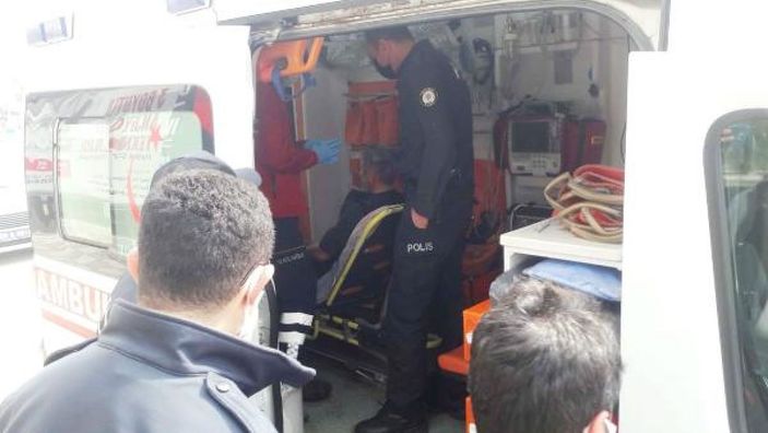Yolda yürürken sopalı saldırıda yaralandı -1