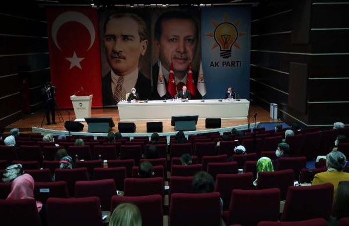 Erdoğan, AK Parti Kadın Kolları MKYK toplantısına katıldı -5