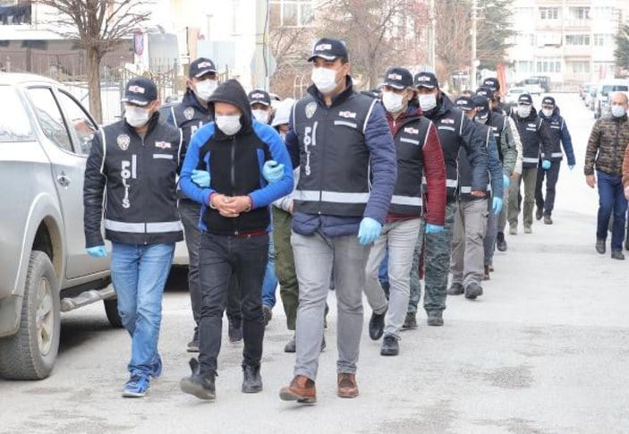Eskişehir’de 3 milyon liralık tefeci operasyonu: 18 gözaltı -1