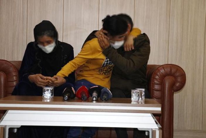 İkna yoluyla teslim olan 2 PKK'lı, ailesiyle buluştu -9