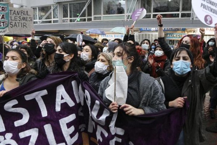 Ankara'da 'İstanbul Sözleşmesi' kararı protesto edildi -1
