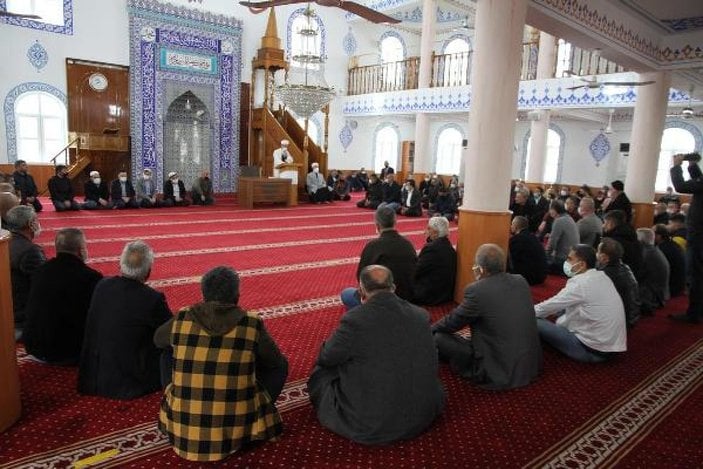 Husumetli iki aile, camide dualar eşliğinde barıştı -1