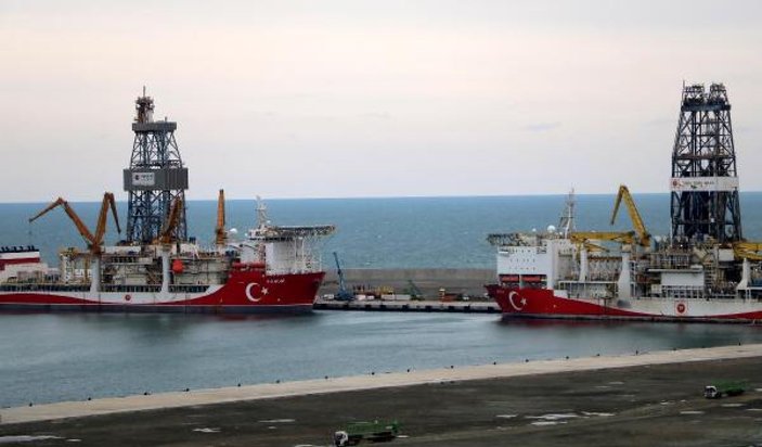 Fatih ve Kanuni sondaj gemileri, Filyos Limanı'nda bir araya geldi -9
