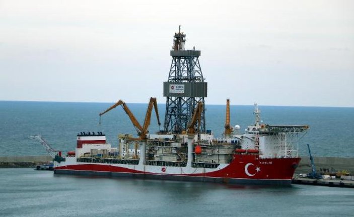 Fatih ve Kanuni sondaj gemileri, Filyos Limanı'nda bir araya geldi -10