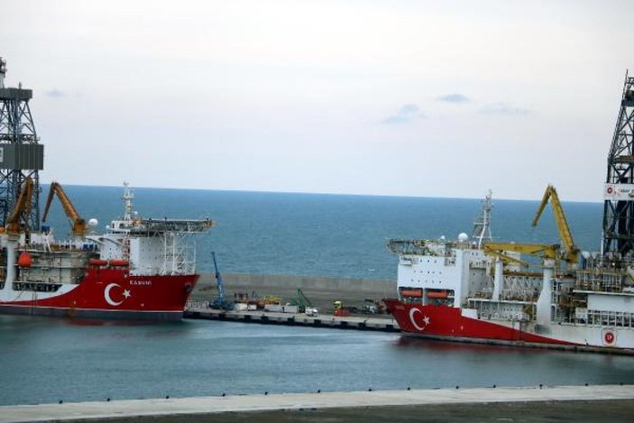 Fatih ve Kanuni sondaj gemileri, Filyos Limanı'nda bir araya geldi -6