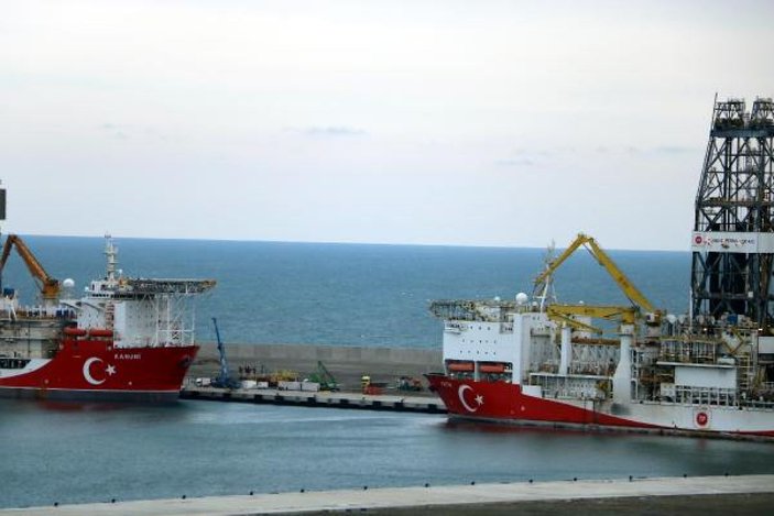 Fatih ve Kanuni sondaj gemileri, Filyos Limanı'nda bir araya geldi -3
