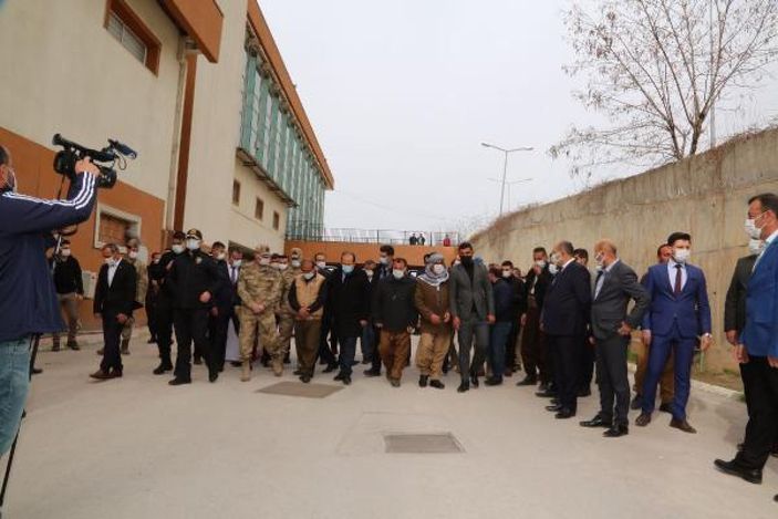 d Şırnak'ta mühimmat patlamasıyla ölen 2 çocuğun cenazeleri, törenle uğurlandı -10