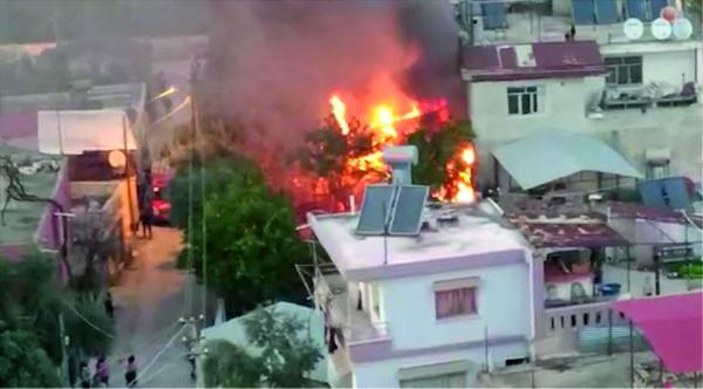 Marangozhanede çıkan yangın eve sıçradı; 3 kişi kurtarıldı -3