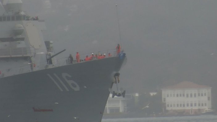 ABD savaş gemisi İstanbul Boğazı'ndan geçti -3