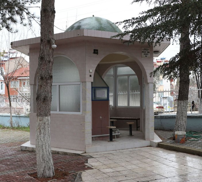 Burdur'da imam musluk hırsızları için not yazdı