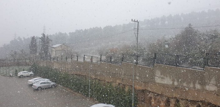 Kocaeli'de sabah saatlerinde kar yağışı etkili oldu -9