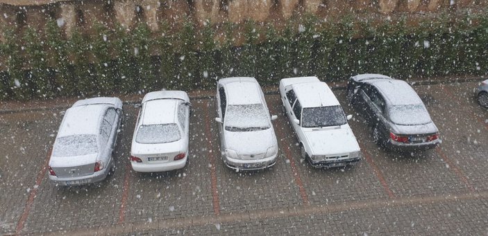 Kocaeli'de sabah saatlerinde kar yağışı etkili oldu -7
