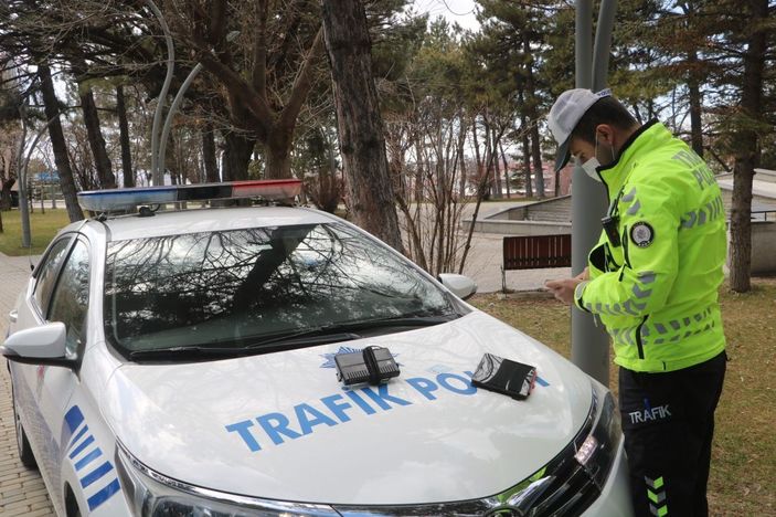 Çakar taktı gün içerisinde 2. kez ceza yedi “alın bunu Devlet kullansın” -3
