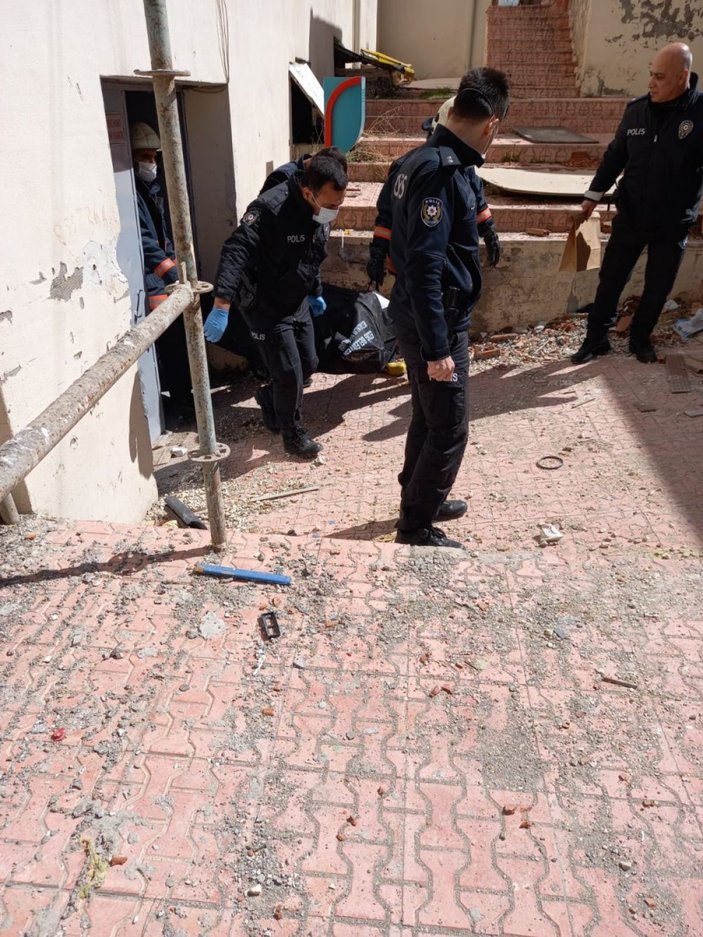 Elazığ'da eski hastaneden kablo çalarken akıma kapıldı
