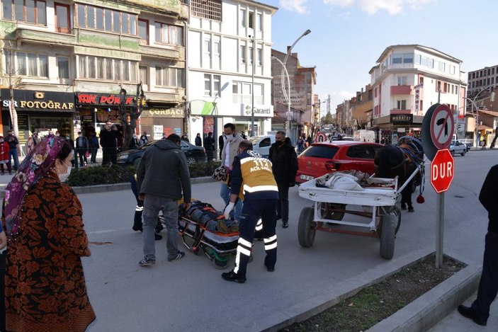 Polisten kaçan at arabası sürücüsüne 'At arabası sürücüsü sağa çek' anonsu -3