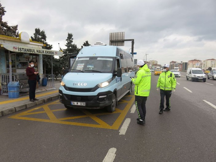 Kadıköy'de toplu taşıma araçlarında koronavirüs denetimi -5