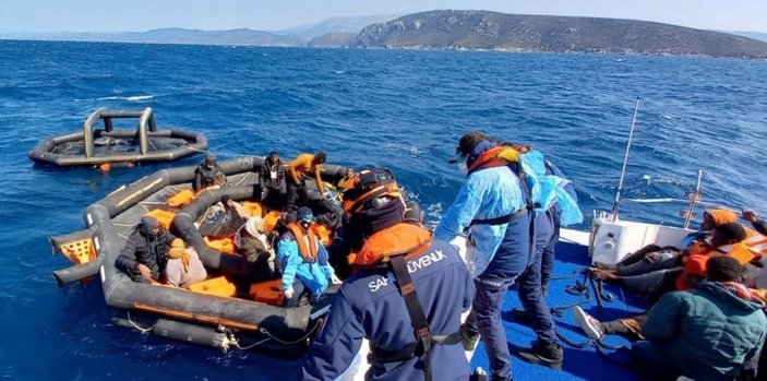 Çeşme açıklarında 37 düzensiz göçmen kurtarıldı -1
