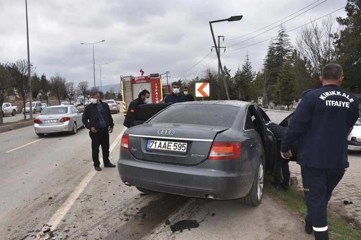 Kırıkkale'de iki otomobil çarpıştı: 2 yaralı -4