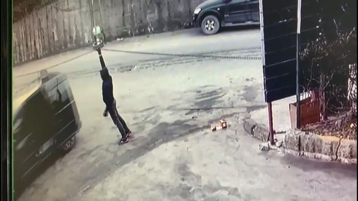 Esenyurt'ta kar maskeli hırsızlar iş yerinden 80 bin lira değerinde akü çaldı -4