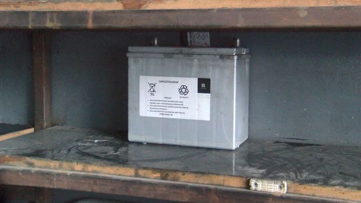 Esenyurt'ta kar maskeli hırsızlar iş yerinden 80 bin lira değerinde akü çaldı -5