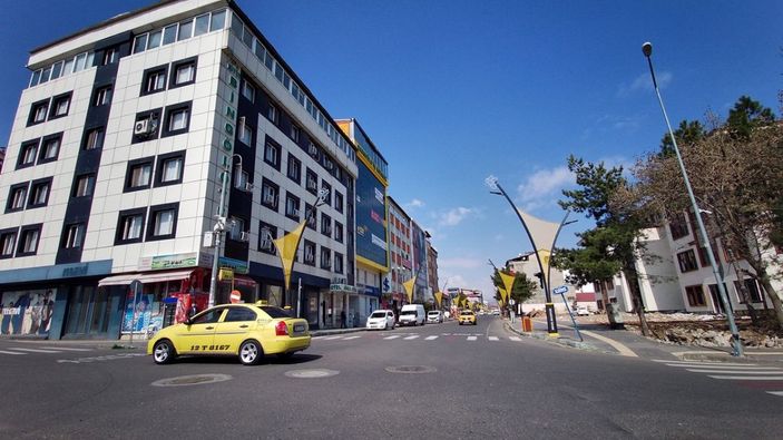 Bingöl'de 1 ay sonra kısıtlama; sokaklar sessizliğe büründü -6