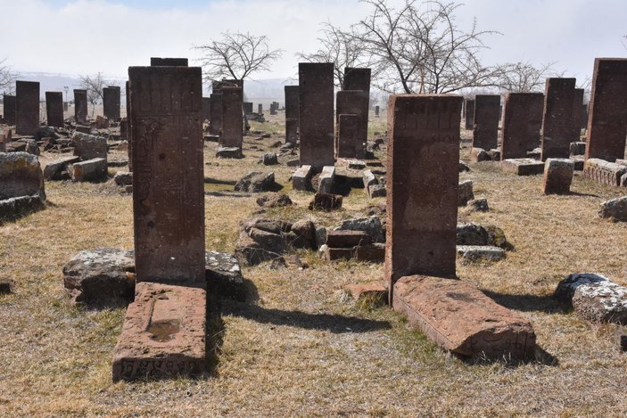 Ahlat'ın anıt mezarları, dünyaya tanıtılacak -6