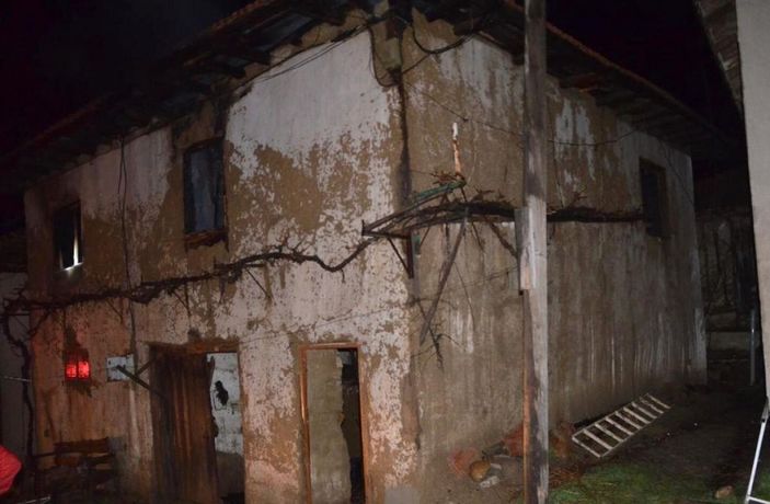 d Kütahya'da ev yangını; 83 yaşındaki kadın öldü -4