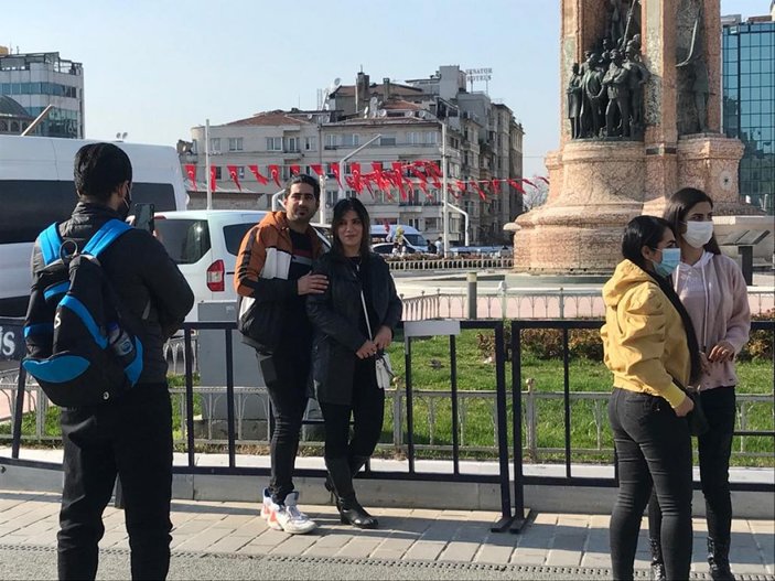 İstiklal Caddesi doldu taştı  -1