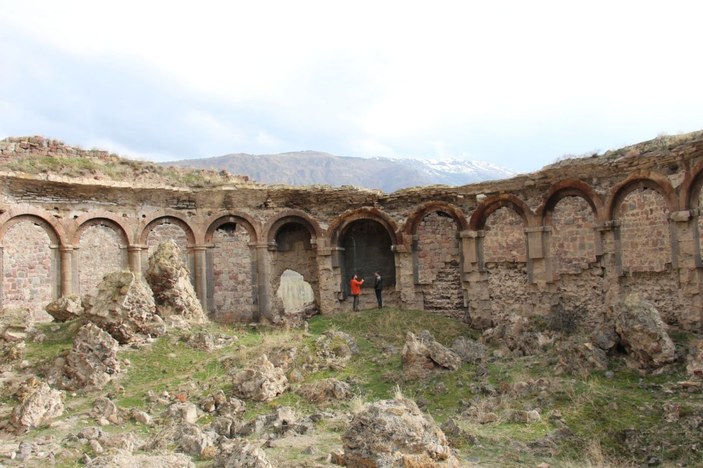 Erzurum'daki Bana Katedrali onarım bekliyor -3