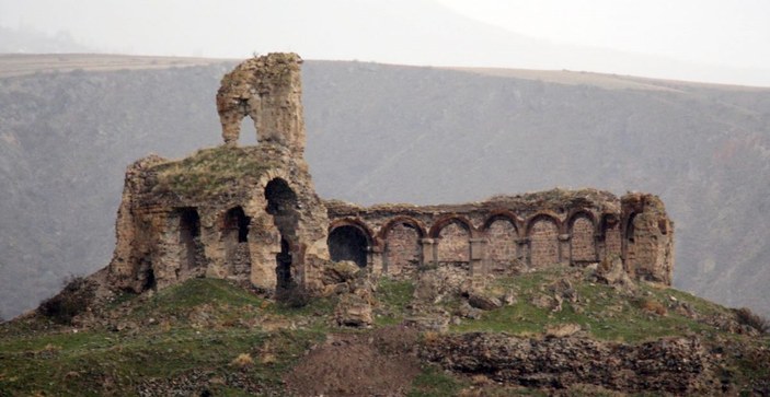 Erzurum'daki Bana Katedrali onarım bekliyor -4