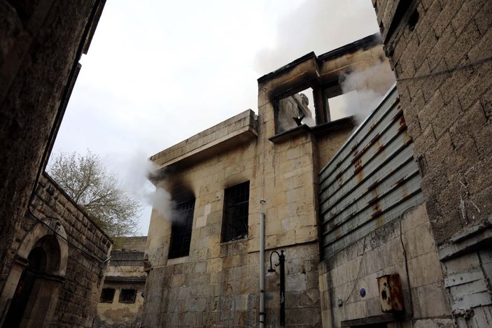 Gaziantep'te metruk bina yangını, 1 saatte söndürüldü -9