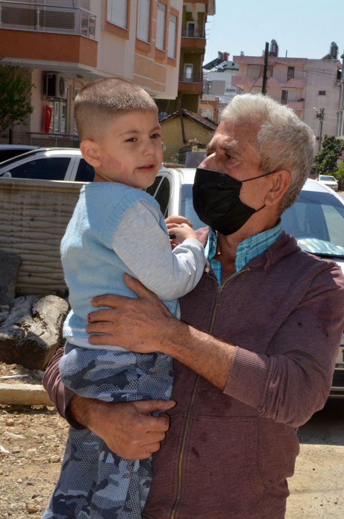 Yangından korktu dedesine 'eve çıkmayalım, taşınalım' dedi -4