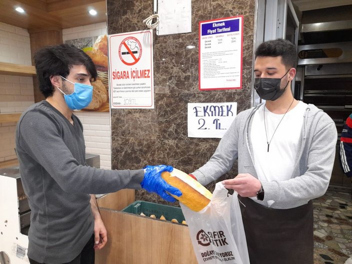 İstanbul'da Ramazan davulcuları vatandaşları ilk sahura kaldırdı -2