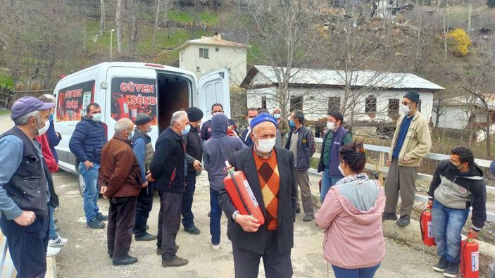 Artvin’in köyünde her eve yangın söndürme tüpü zorunluluğu -5