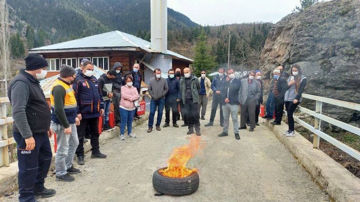 Artvin’in köyünde her eve yangın söndürme tüpü zorunluluğu -4