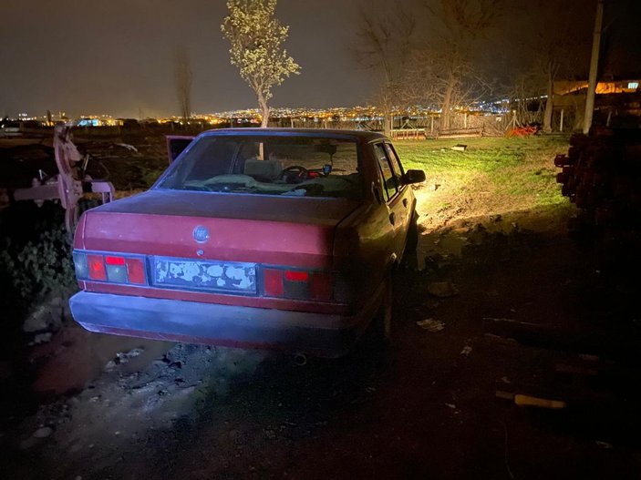 Bursa'da otomobil hırsızları 15 kilometrelik kovalamaca sonucu yakalandı -5