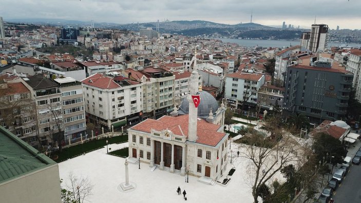 Restorasyon sonrası bugün açılacak Teşvikiye Camii havadan görüntülendi -3