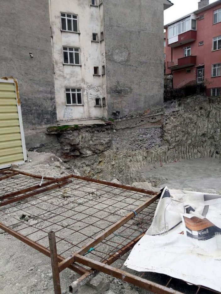 Ankara'da toprak kayması nedeniyle bir apartman tahliye edildi -6