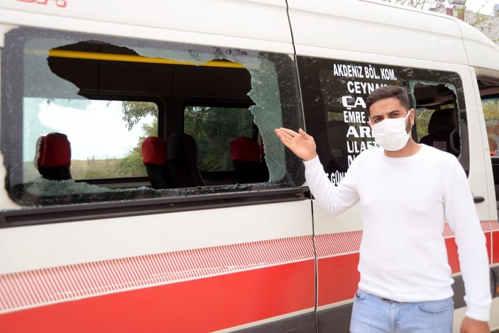 Mersin'de minibüsçüler arasında hat kavgası; korku dolu anlar -1