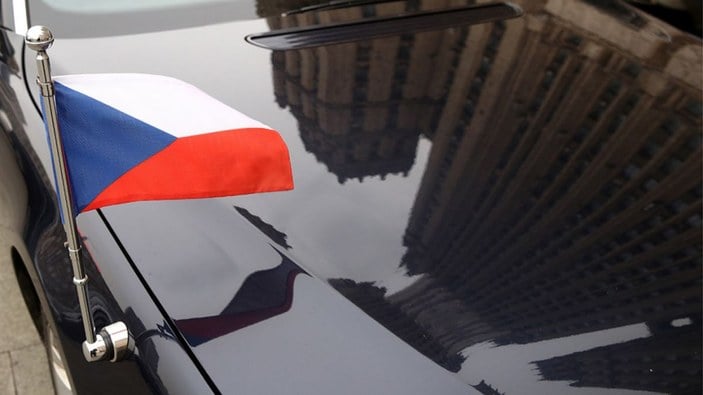 Rusya Çekya’nın Moskova Büyükelçiliği’nin 20 çalışanını sınır dışı etti -1