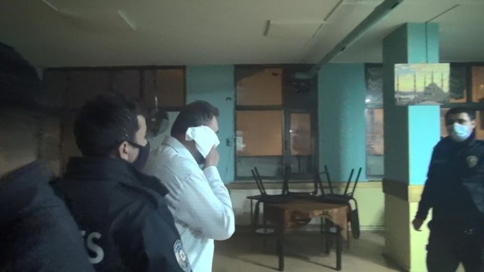 Esenyurt'ta baskında yakalanınca tuvalet kağıdını maske yaptı -2