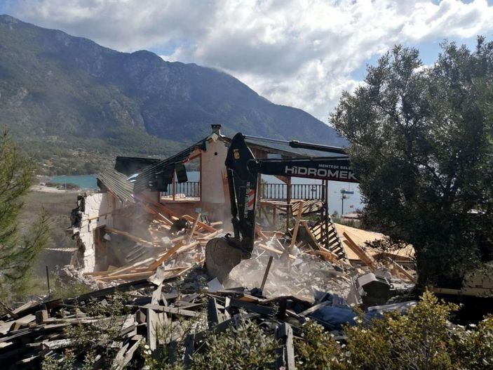 Akbük Koyu'nda yıkımlar sürüyor -3