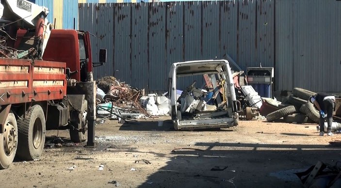 Hurdacı dükkanında oksijen tüpü patladı: 1 ölü -1