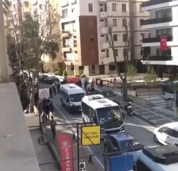 Kadıköy'de trafikte levyeli kavga