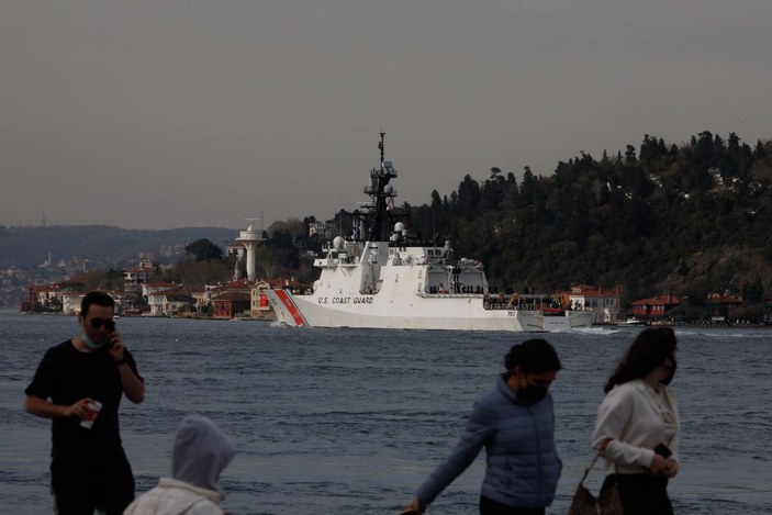 İstanbul Boğazı'ndan geçen ABD sahil güvenlik gemisi Karadeniz'e açıldı -8
