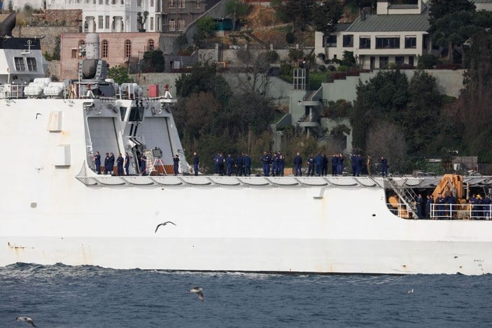 İstanbul Boğazı'ndan geçen ABD sahil güvenlik gemisi Karadeniz'e açıldı -5