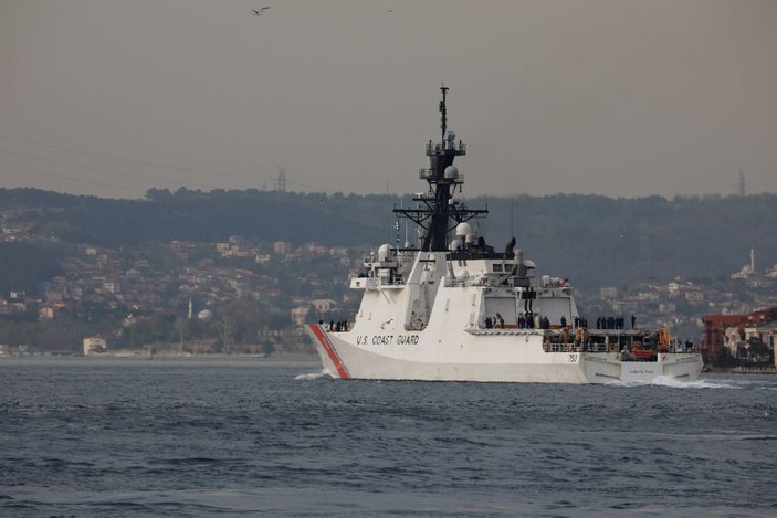 İstanbul Boğazı'ndan geçen ABD sahil güvenlik gemisi Karadeniz'e açıldı -10