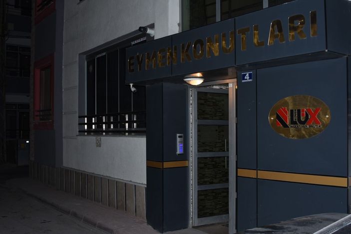 Eve girmesini söyleyen ağabeyini bıçaklayarak öldürdü -2