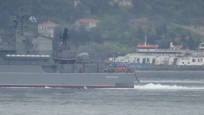 Rus savaş gemisi, 'Novocherkassk' Çanakkale Boğazı’ndan geçti -4