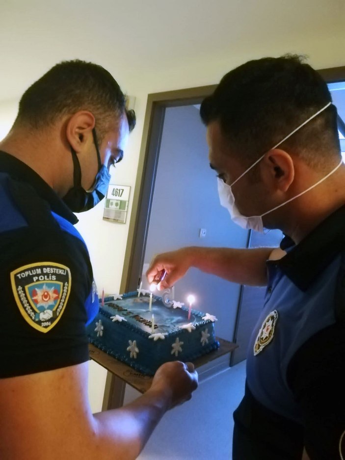 Polisten, lösemi tedavisi gören minik Miray’a doğum günü sürprizi -6